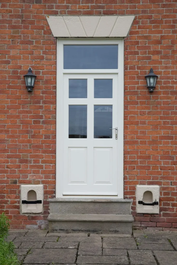 6 panel single Melbourne door 4 glass panels 2 timber panels top fan light painted off white