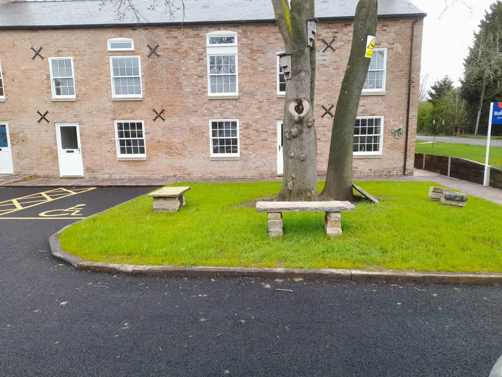Canal Side Cottages: long shot from the car park showing melbourne doors and sash windows