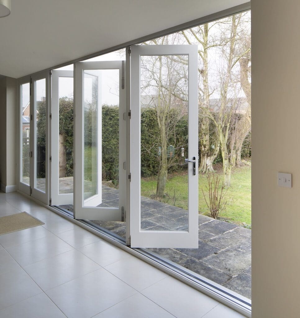 Tutbury bifold door 7 panel in white