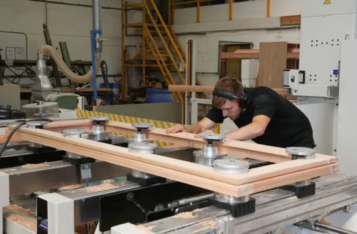 M100 CNC 5 axis Router Operator